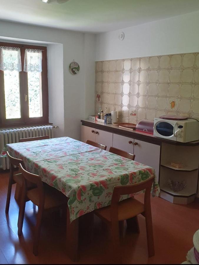Vila La Casa Rosa Sernio Exteriér fotografie