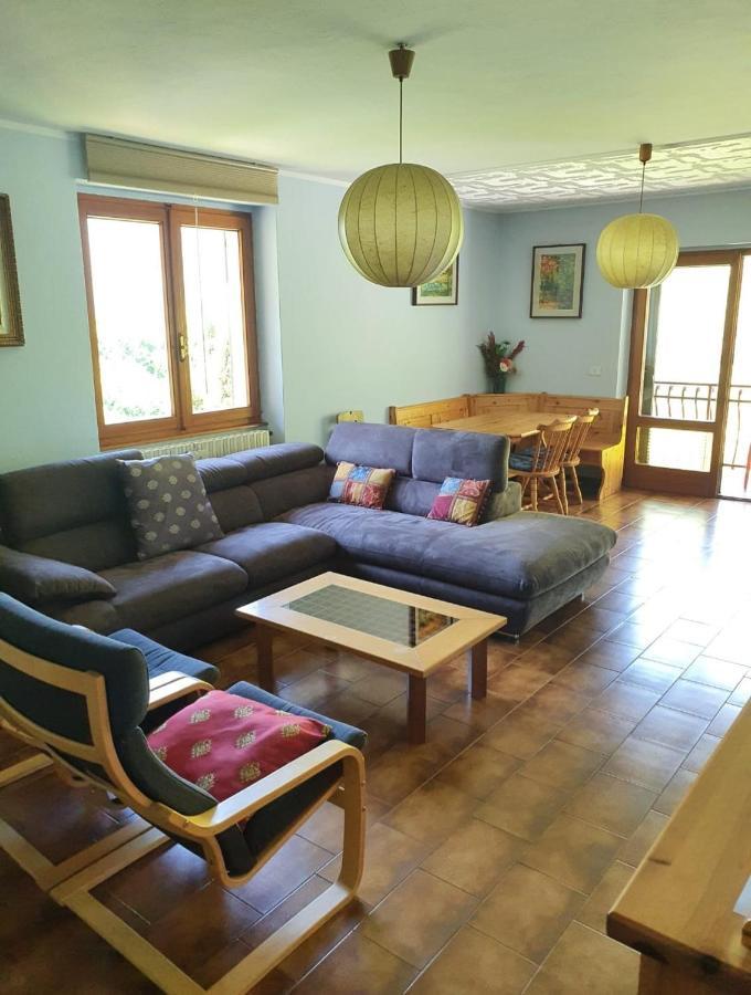 Vila La Casa Rosa Sernio Exteriér fotografie